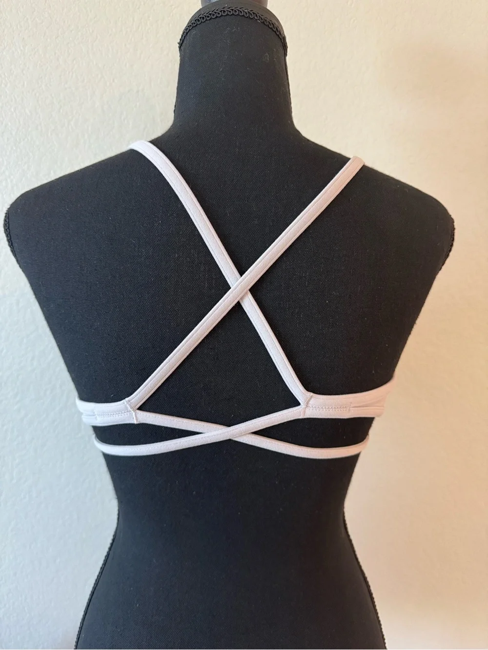 Lululemon Quiet Within Bra Iced Iris Size 6 Gently Used
